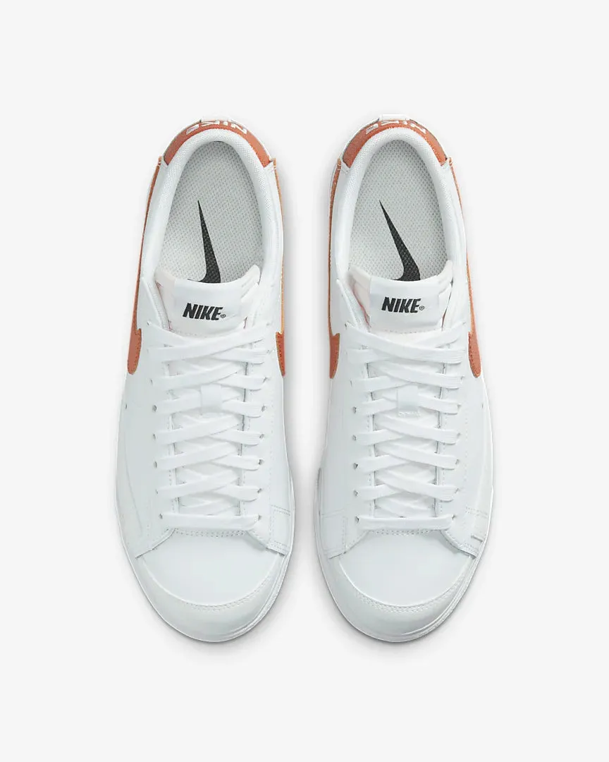 Nike W Blazer Low Platform - White / Sail / Copper